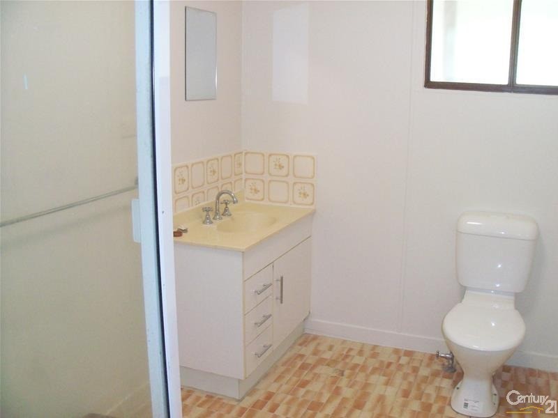 36A Poole Street, Bowen QLD 4805
