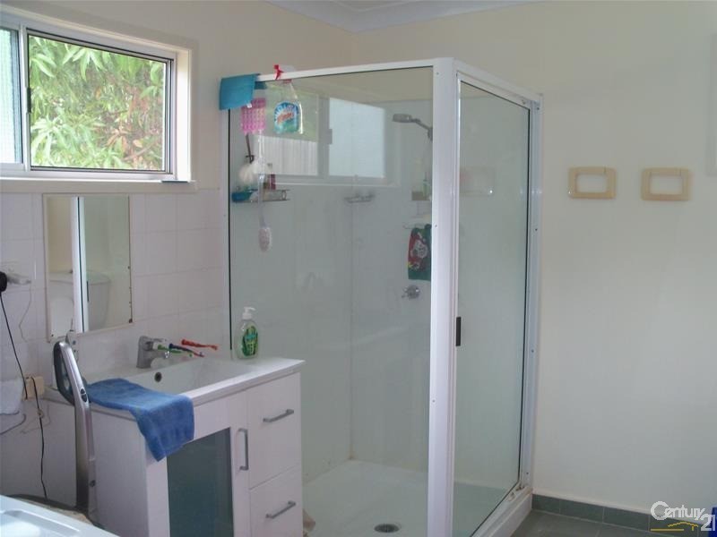 2/10 Mitchell Street, Bowen QLD 4805