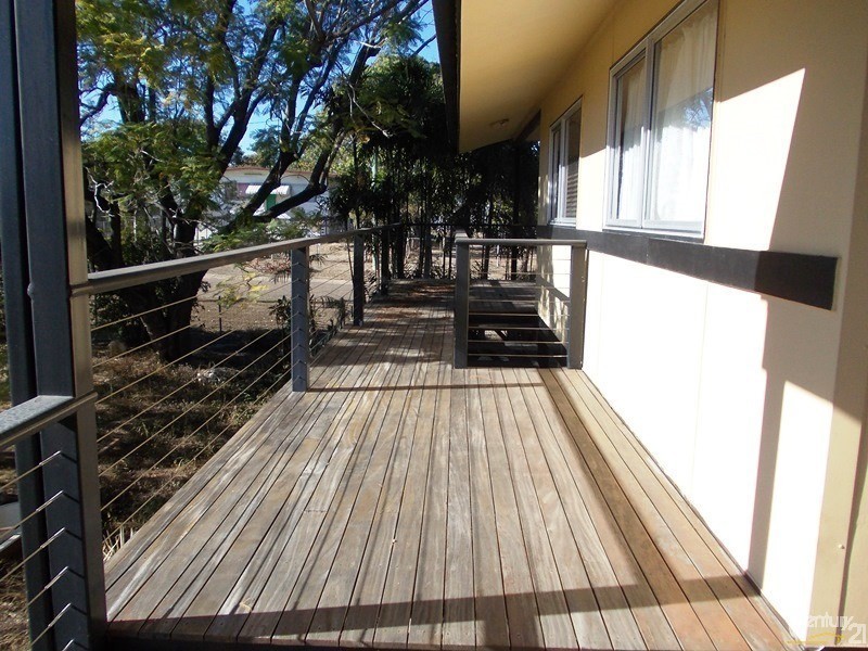 18 Seventh Avenue, Scottville QLD 4804
