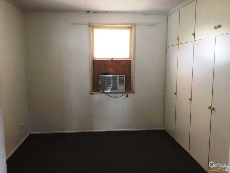 73 Tracey Street, Bowen QLD 4805