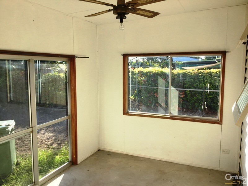 73 Tracey Street, Bowen QLD 4805