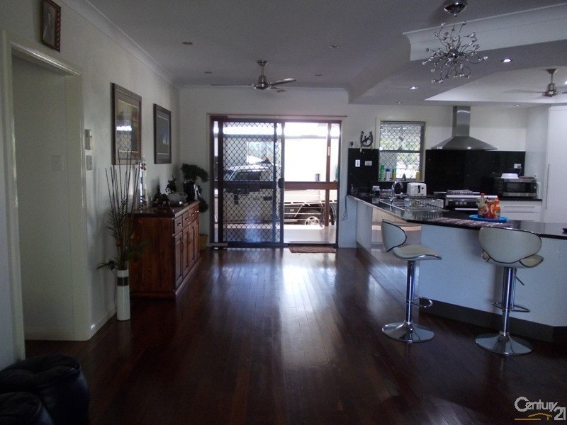 1 Fairway Street, Collinsville QLD 4804