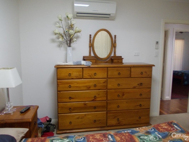 1 Fairway Street, Collinsville QLD 4804