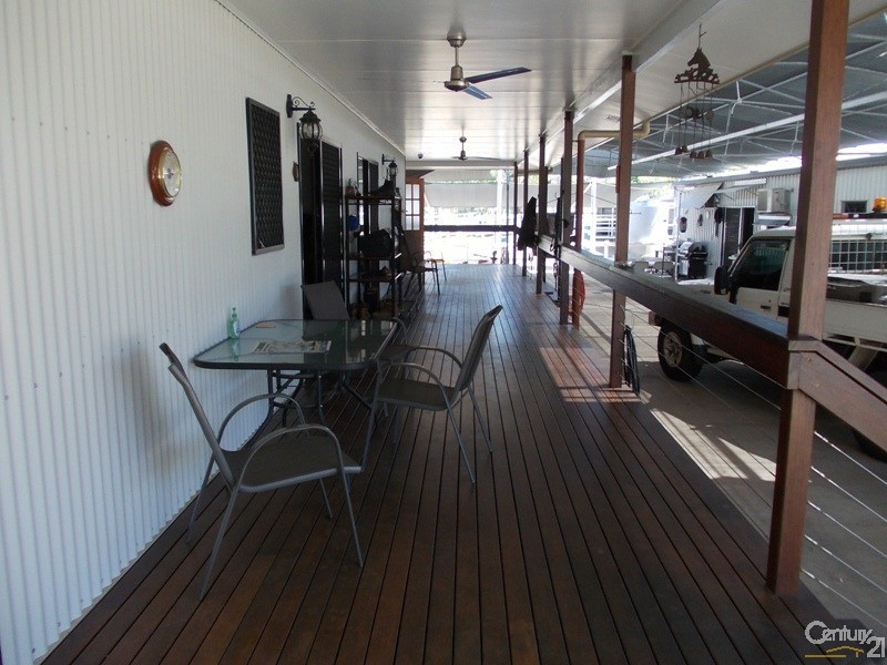 1 Fairway Street, Collinsville QLD 4804