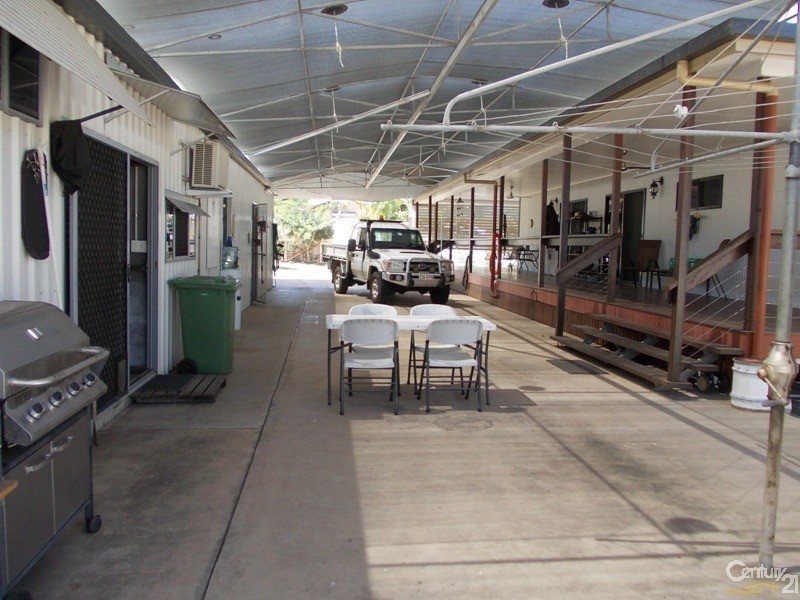 1 Fairway Street, Collinsville QLD 4804