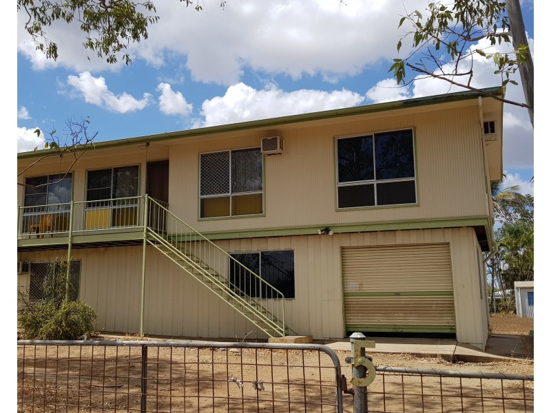 5 Ninth Avenue, Scottville QLD 4804