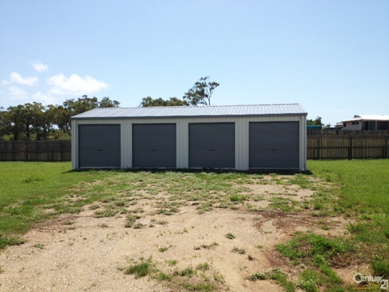 102 Drays Road, Bowen QLD 4805