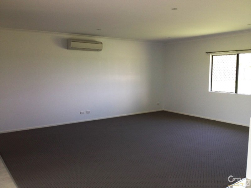 102 Drays Road, Bowen QLD 4805