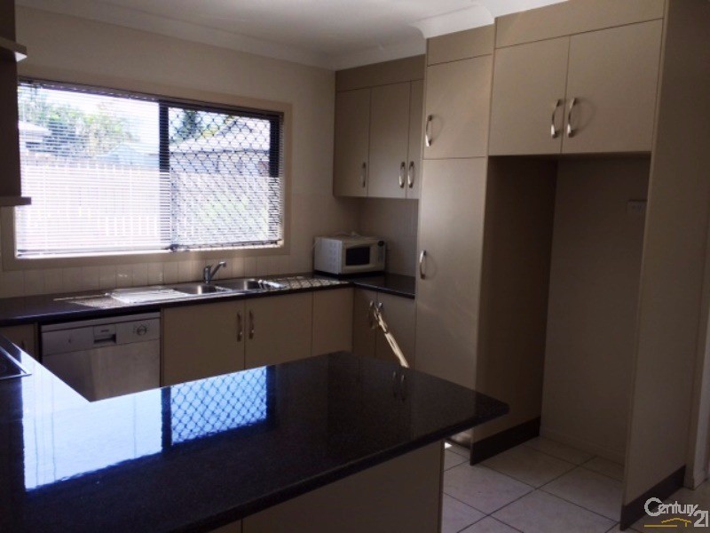 1/14 Belgravia Road, Bowen QLD 4805