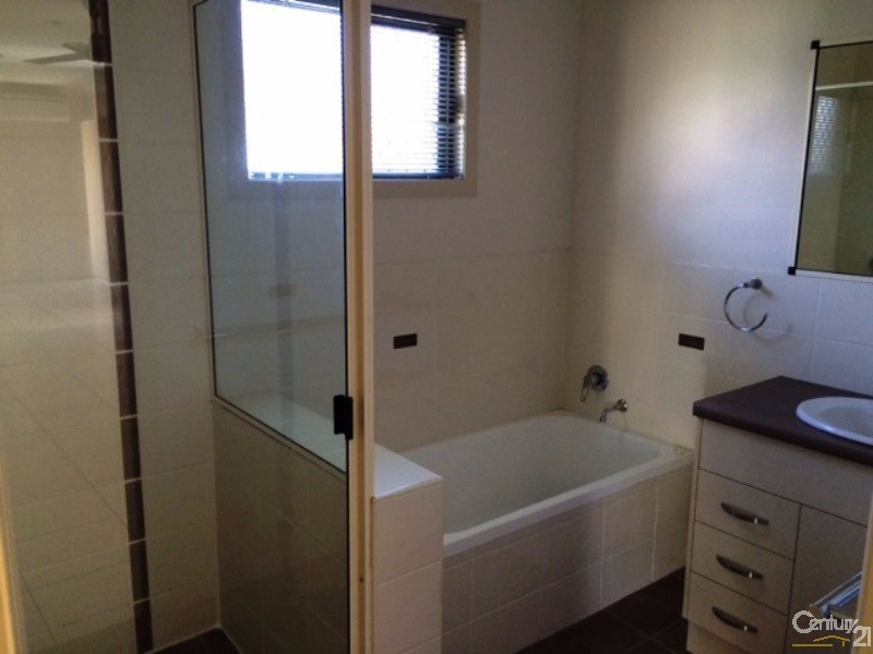 1/14 Belgravia Road, Bowen QLD 4805