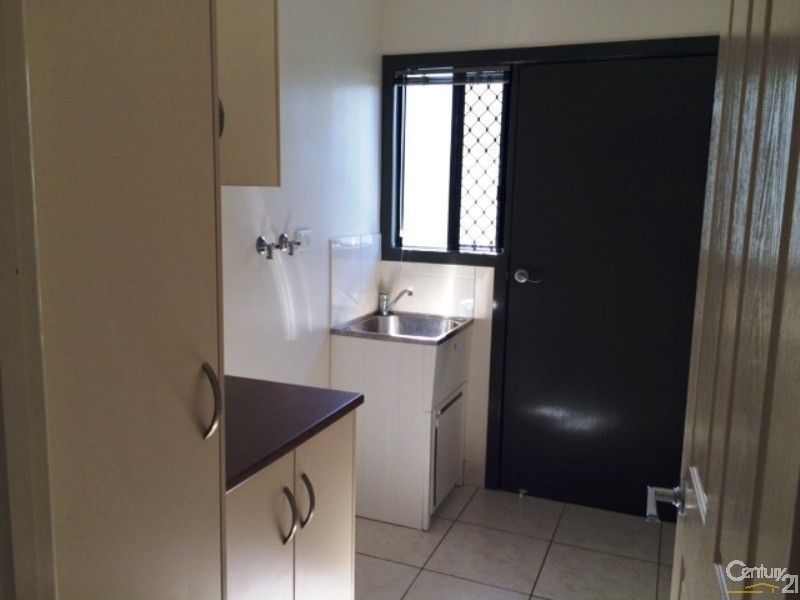 1/14 Belgravia Road, Bowen QLD 4805