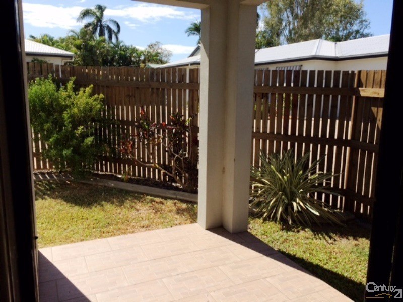 1/14 Belgravia Road, Bowen QLD 4805