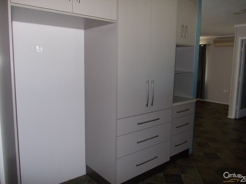 6 Davidson Street, Collinsville QLD 4804