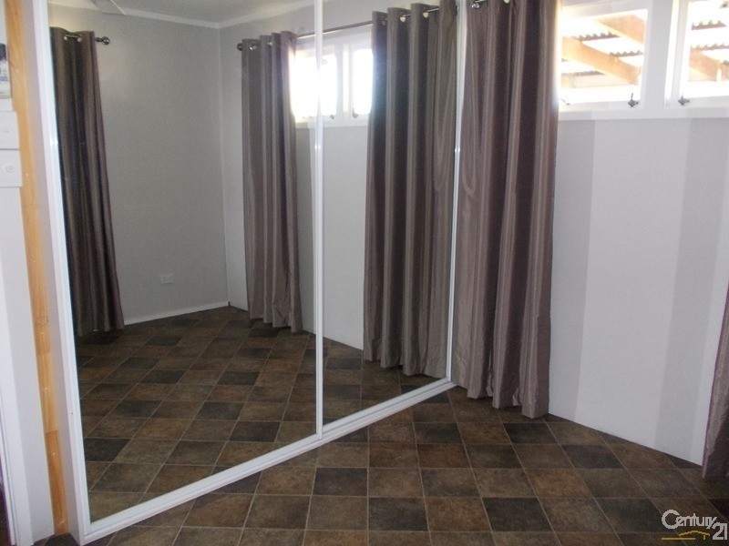 6 Davidson Street, Collinsville QLD 4804