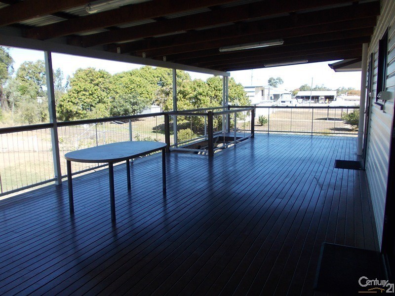 6 Davidson Street, Collinsville QLD 4804