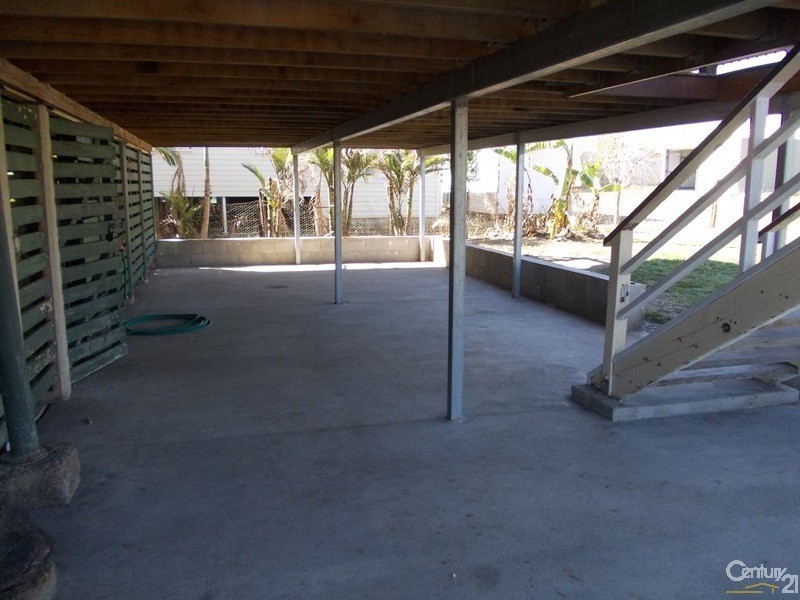 6 Davidson Street, Collinsville QLD 4804