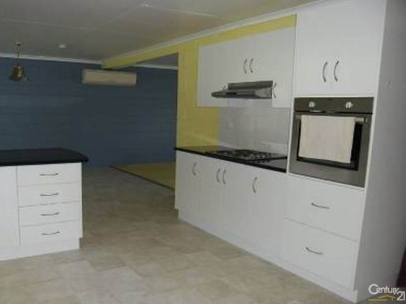 41 Belmore Street, Collinsville QLD 4804