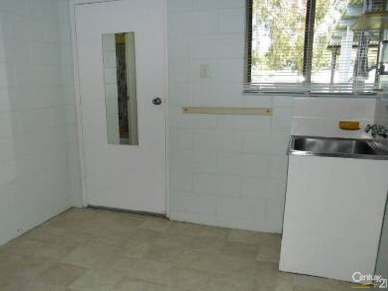 41 Belmore Street, Collinsville QLD 4804