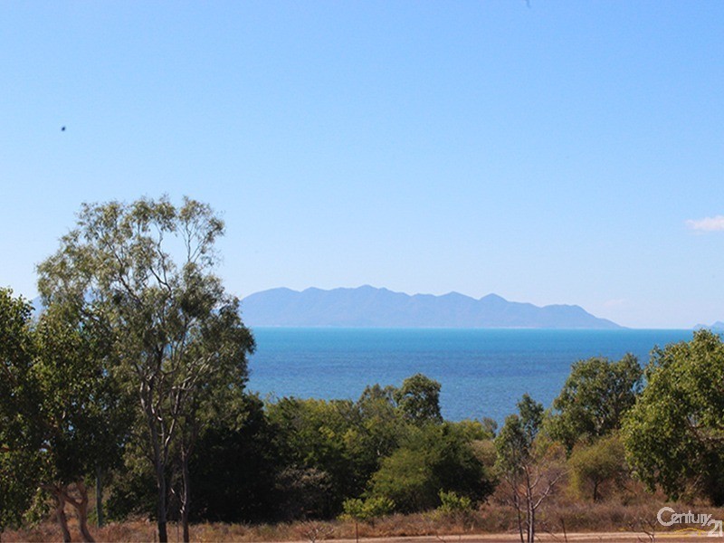 68 McDonald Close, Bowen QLD 4805