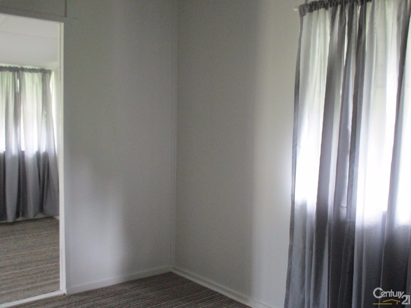 19 Aberdeen Street, Collinsville QLD 4804