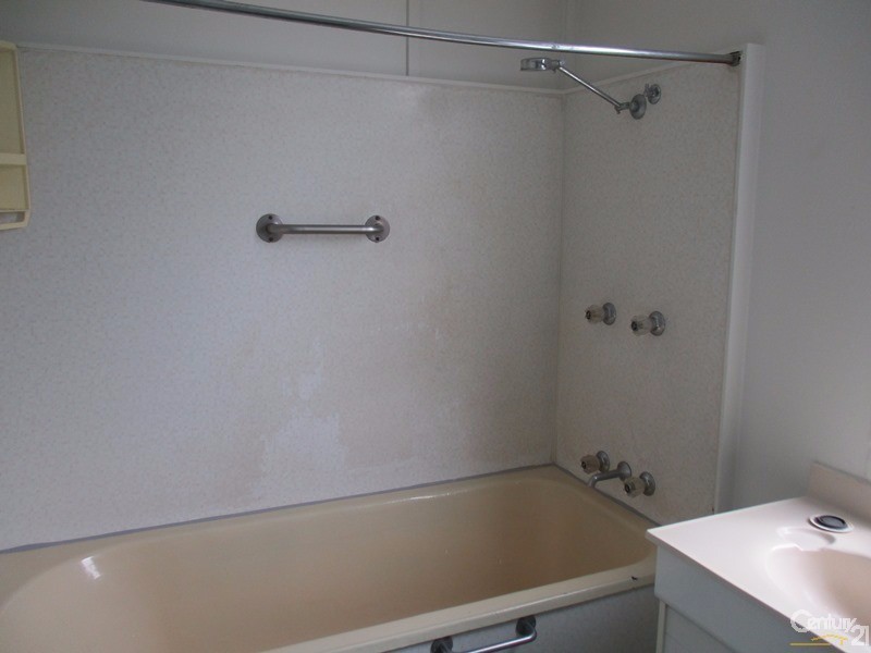 19 Aberdeen Street, Collinsville QLD 4804