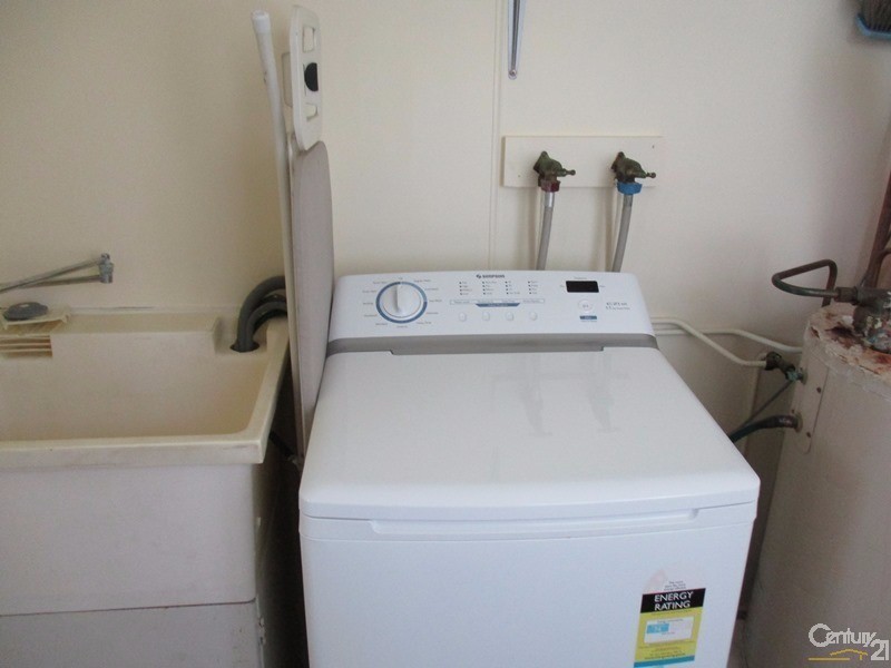 1/17 Blake Street, Collinsville QLD 4804