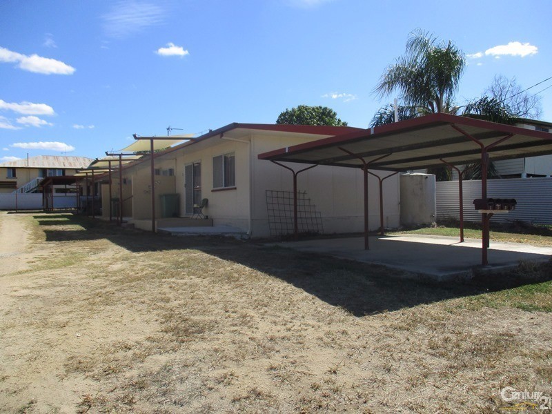 2/17 Blake Street, Collinsville QLD 4804