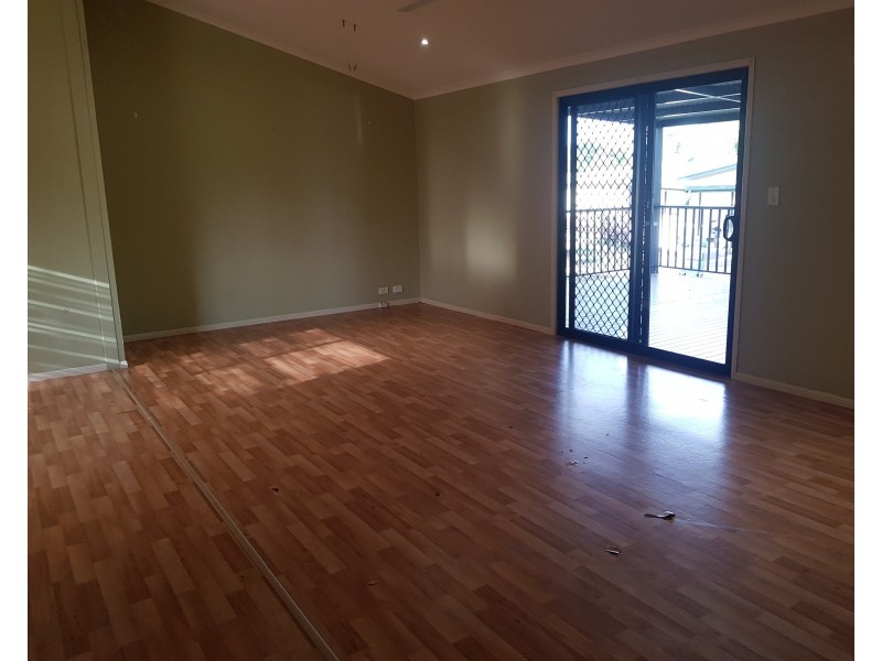 5 Bulloch Court, Collinsville QLD 4804