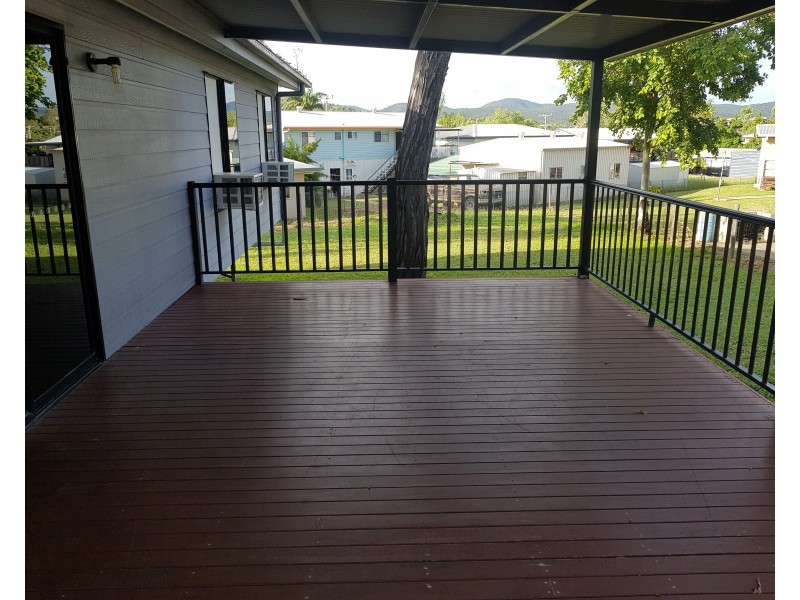 5 Bulloch Court, Collinsville QLD 4804