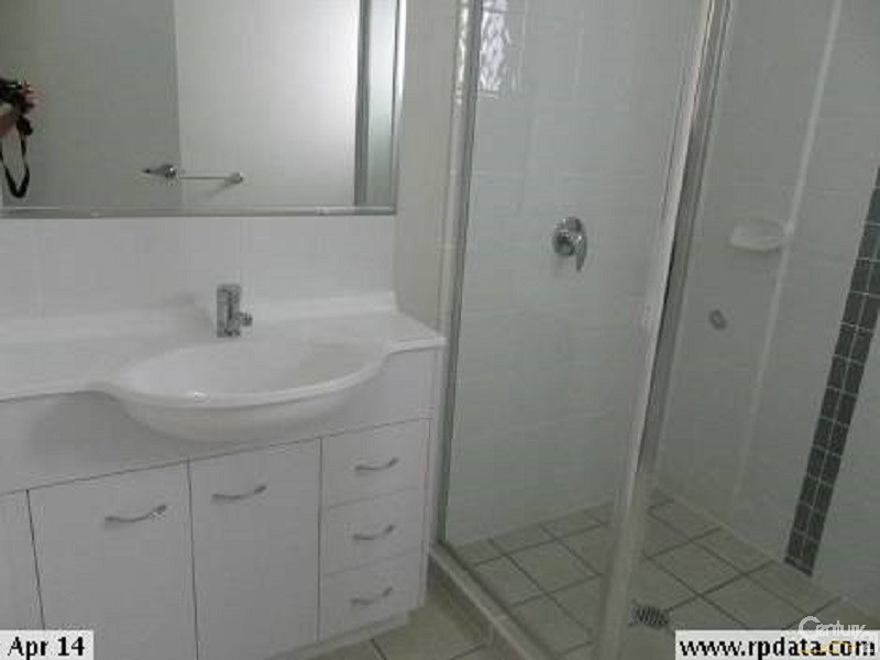 4 Sapphire Crescent, Bowen QLD 4805