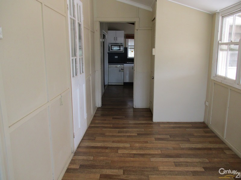 7 Short Street, Collinsville QLD 4804