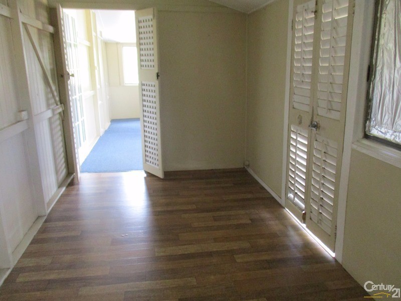 7 Short Street, Collinsville QLD 4804