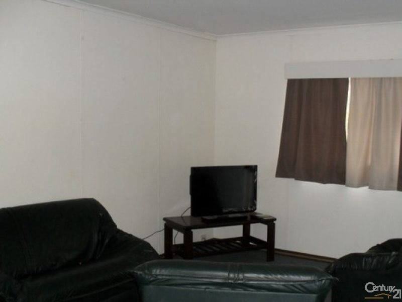 1/17 Collin Road, Collinsville QLD 4804