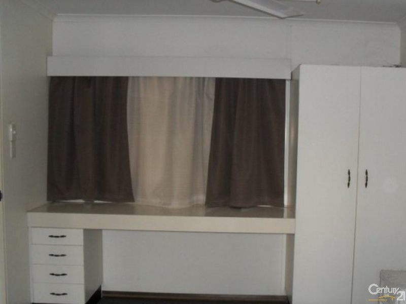 1/17 Collin Road, Collinsville QLD 4804