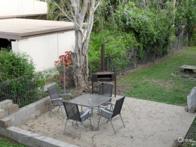 2/17 Collin Road, Collinsville QLD 4804