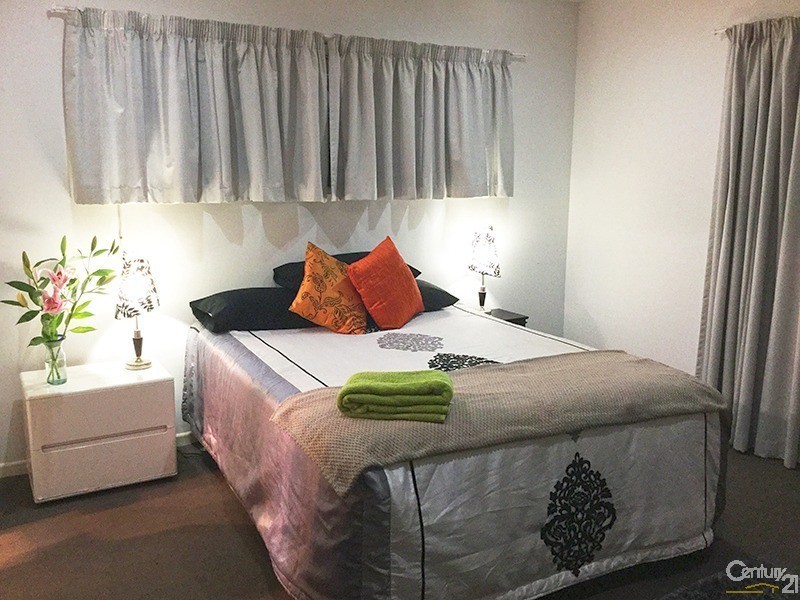 8 Fairway Drive, Bowen QLD 4805