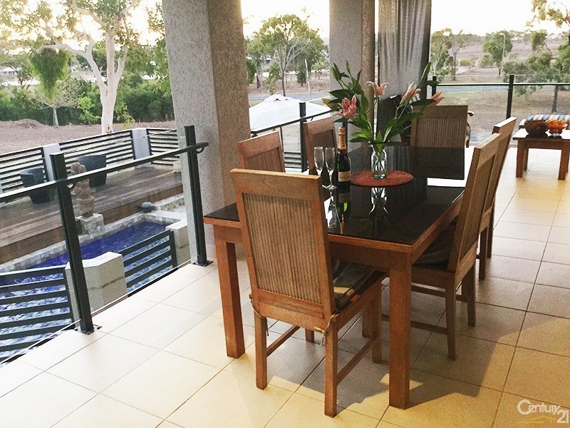 8 Fairway Drive, Bowen QLD 4805