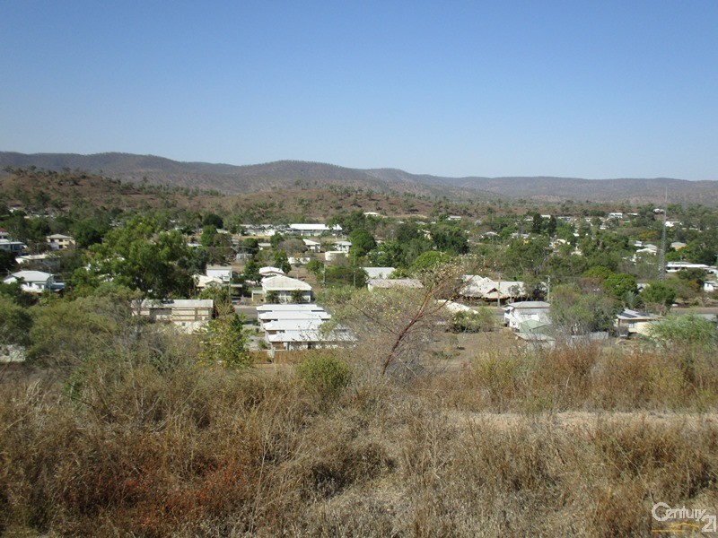 15 Ruff Court, Collinsville QLD 4804