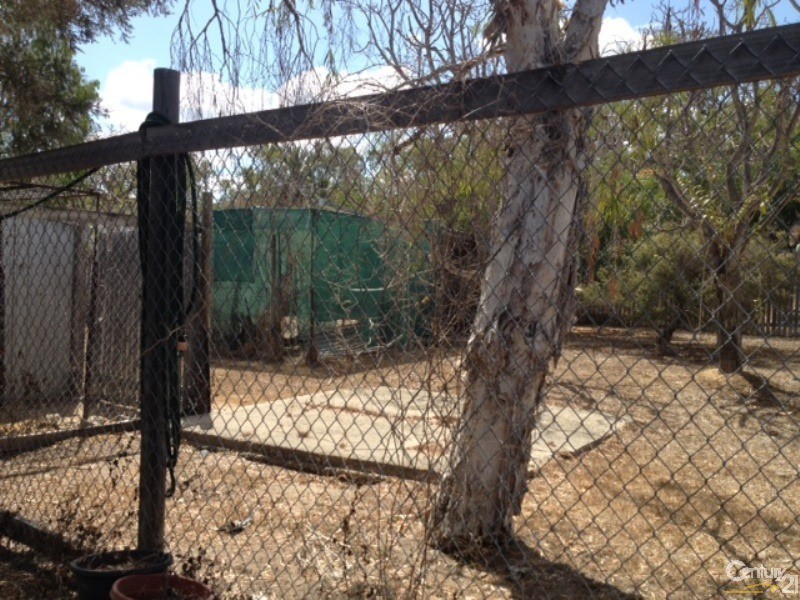 28 Gralton Street, Collinsville QLD 4804