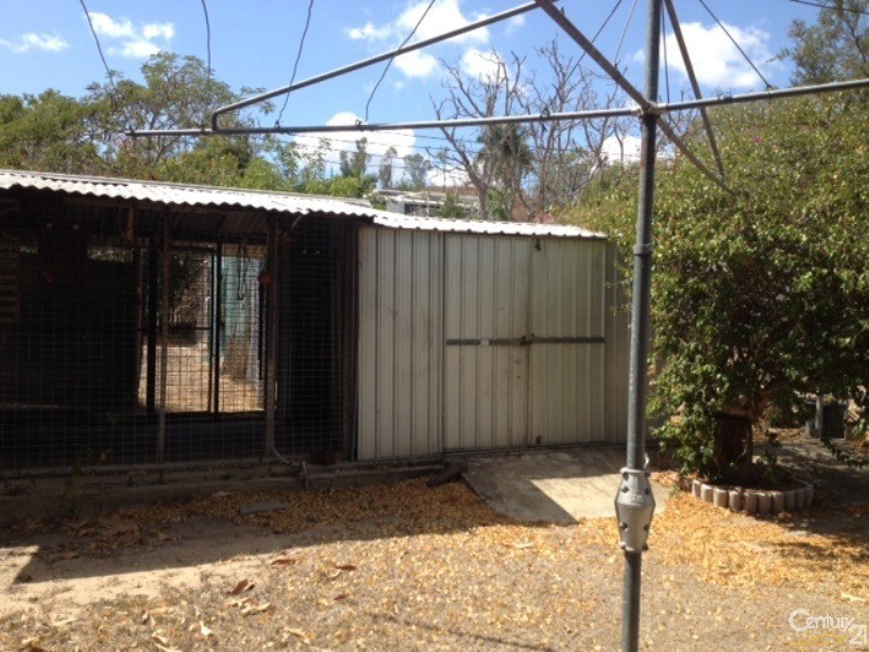 28 Gralton Street, Collinsville QLD 4804