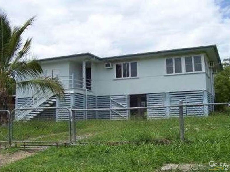 26 Gralton Street, Collinsville QLD 4804