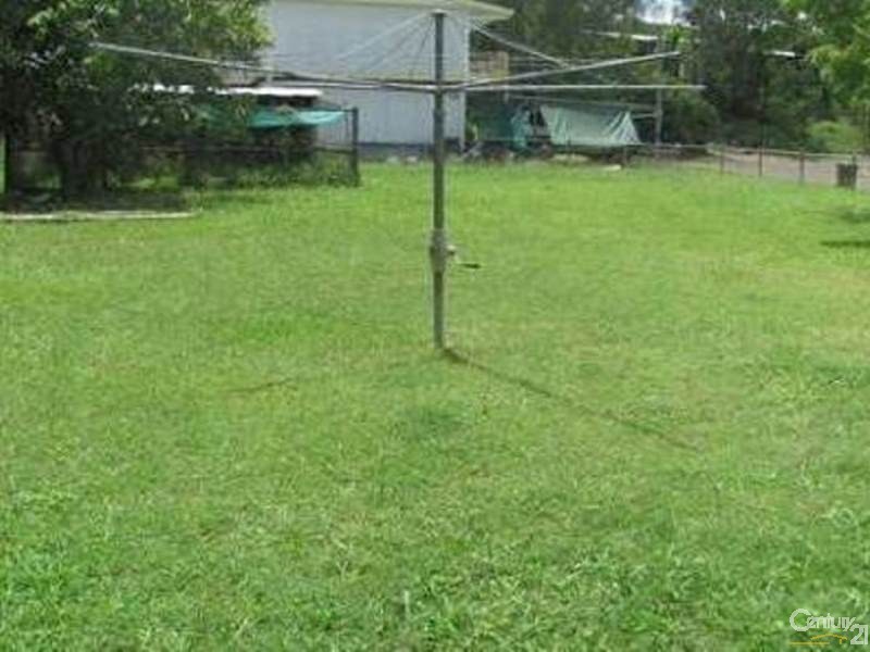 26 Gralton Street, Collinsville QLD 4804