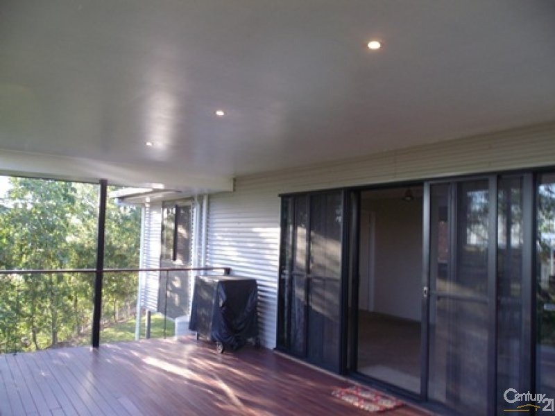 28 Miller Street, Collinsville QLD 4804