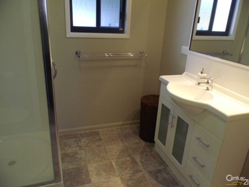 28 Miller Street, Collinsville QLD 4804