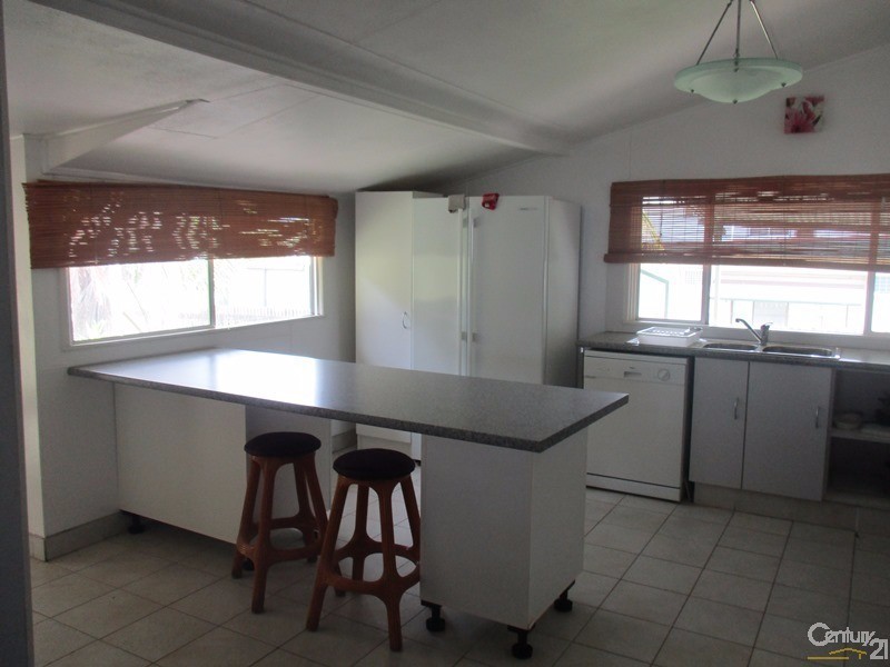 24 Seventh Avenue, Scottville QLD 4804