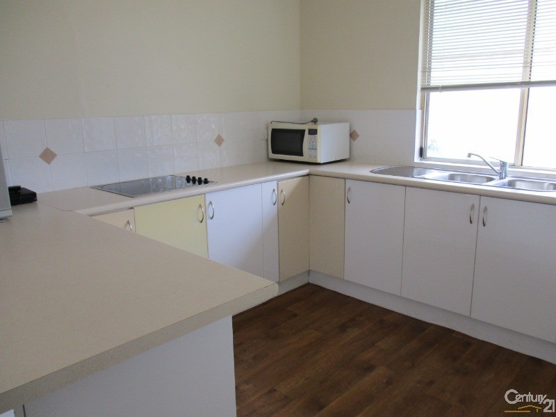 25 Walker Street, Collinsville QLD 4804