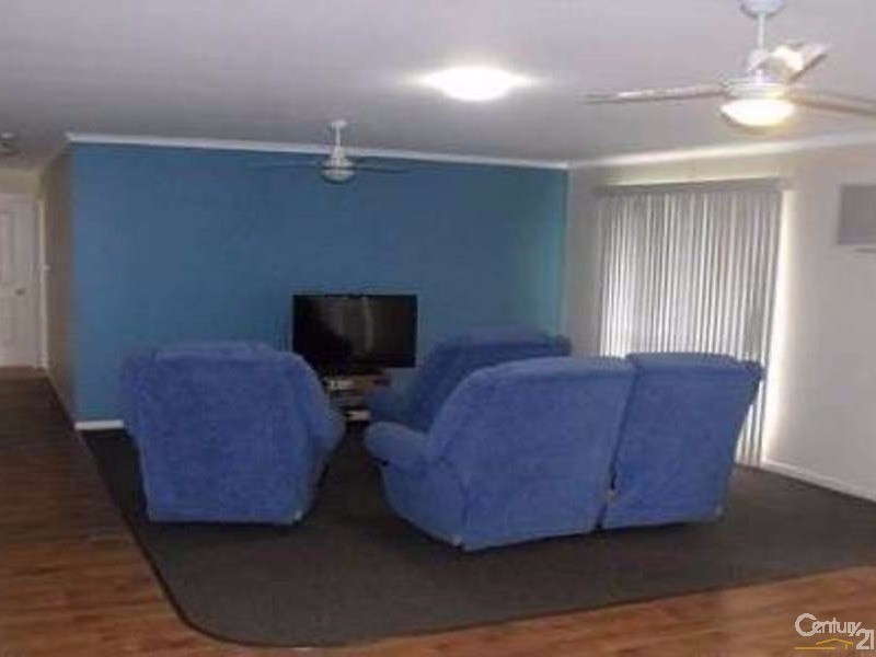 25 Walker Street, Collinsville QLD 4804