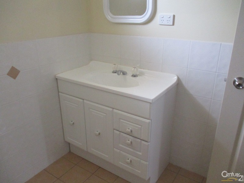 25 Walker Street, Collinsville QLD 4804