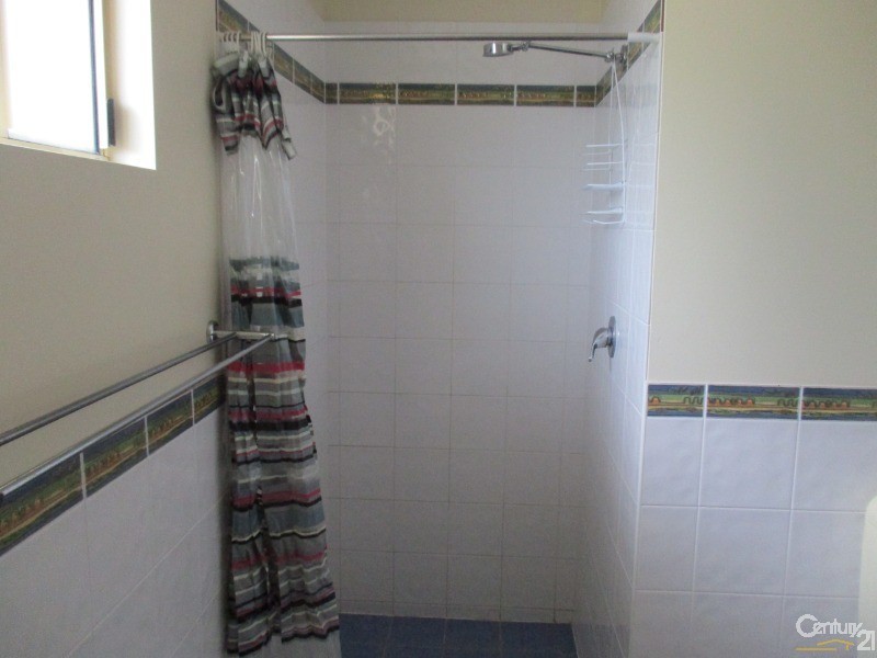 25 Walker Street, Collinsville QLD 4804