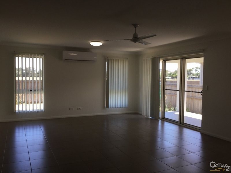 5 Baker Street, Bowen QLD 4805